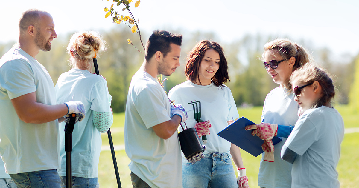 CSR volunteers in action